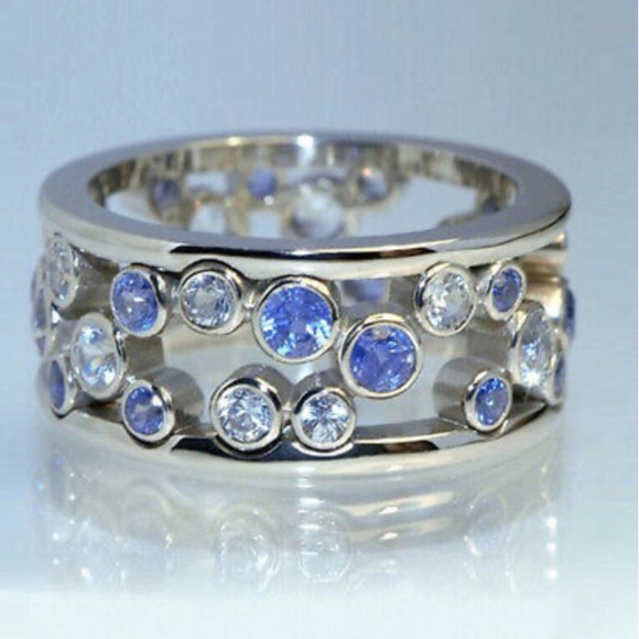 Jewelry - 925 sterling silver blue sapphire ring